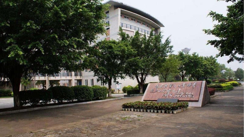 欧洲RoHS指令：电子产品出口欧洲的绿色壁垒**